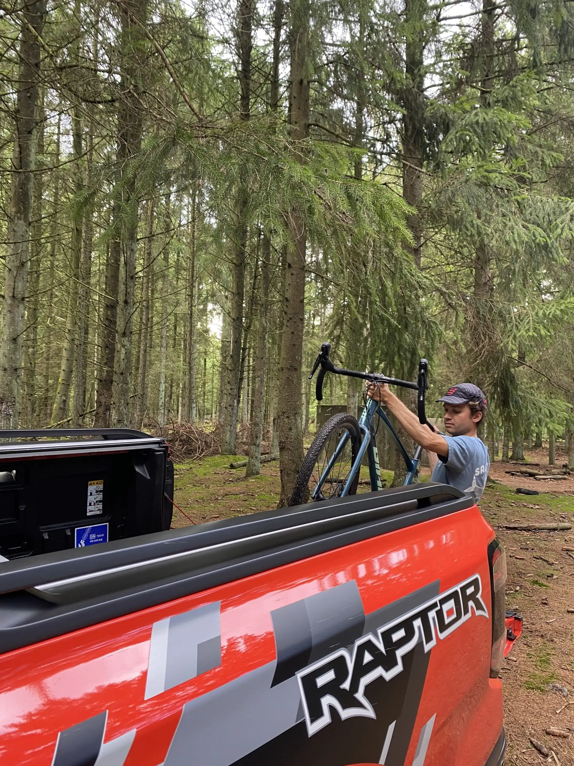 ford-ranger-raptor-gravel-bike