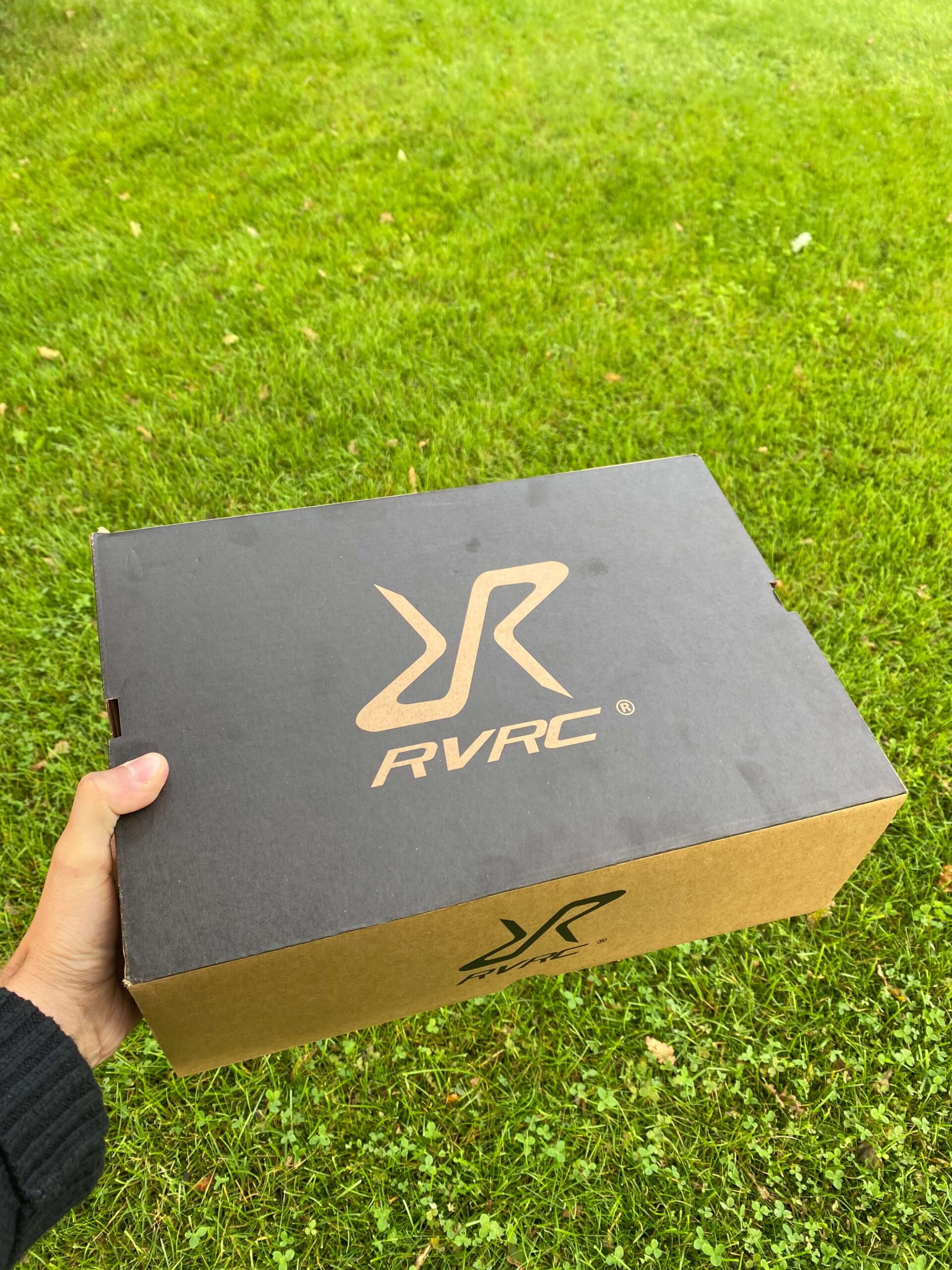 revolutionrace-trailknit-waterproof-hiking-sneakers-kasse