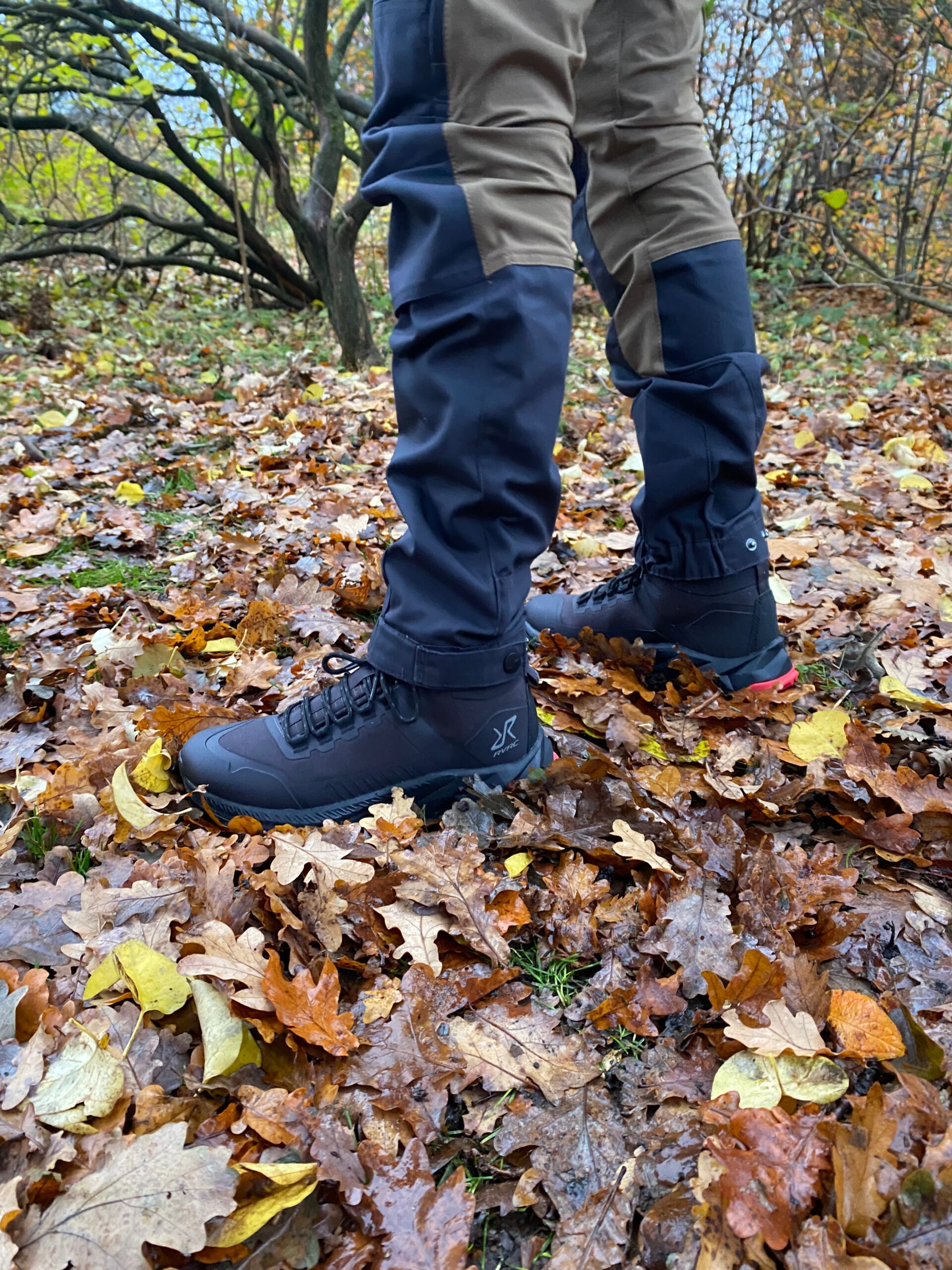 revolutionrace-phantom-trail-mid-waterproof-vandrestoevler-sort-03