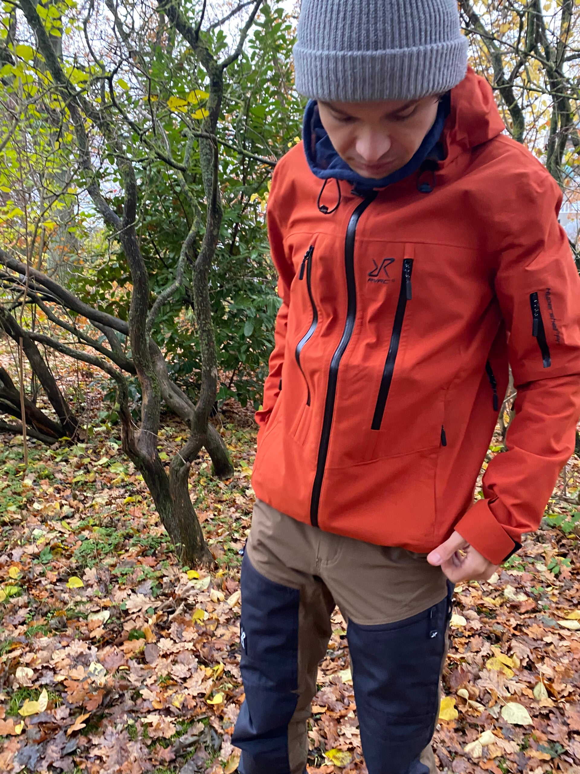 revolutionrace-whisper-skaljakke-autumn-christian-01