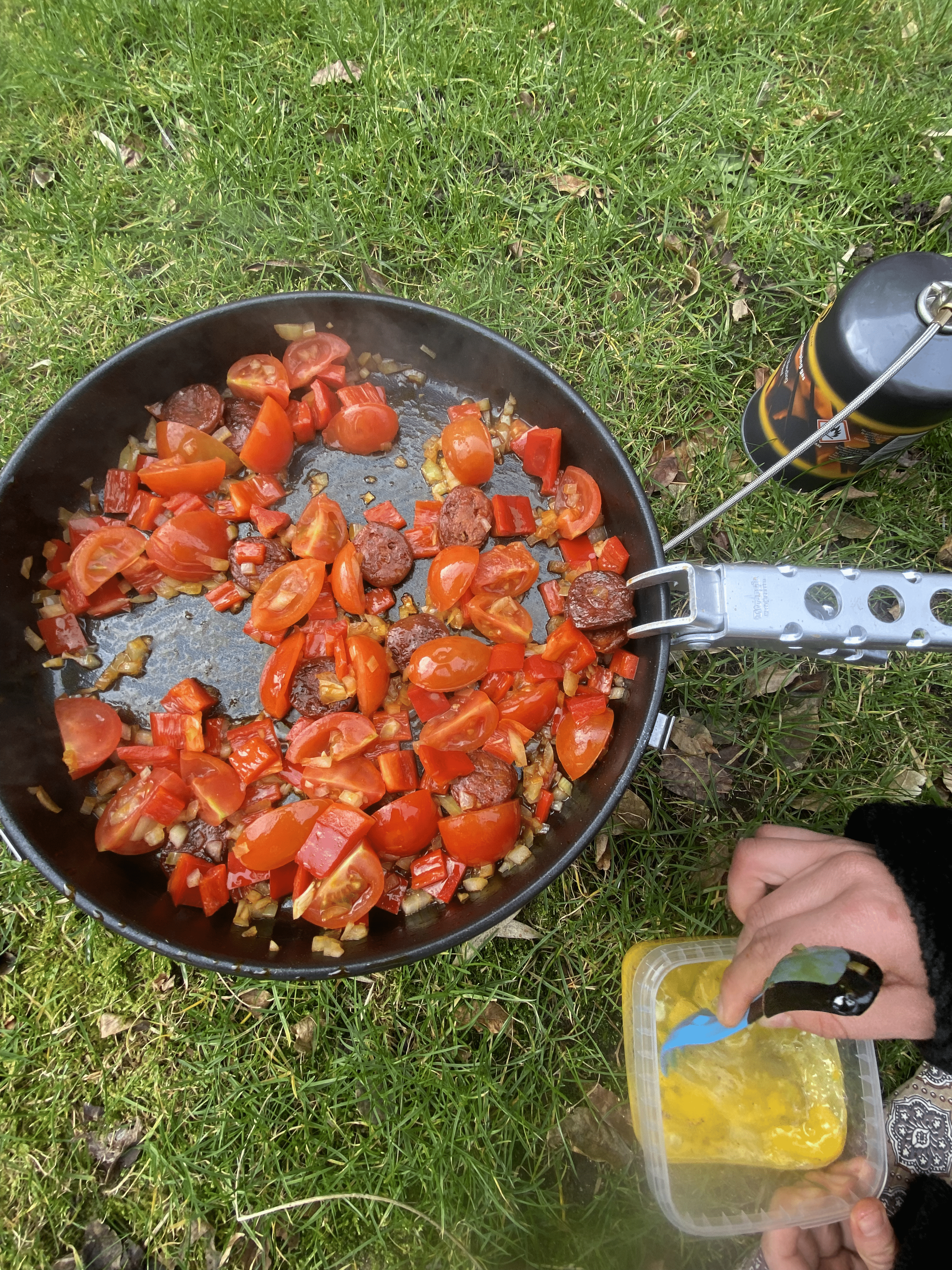 trangia-25-4-ul-gb-med-gasbraender-omelet-02