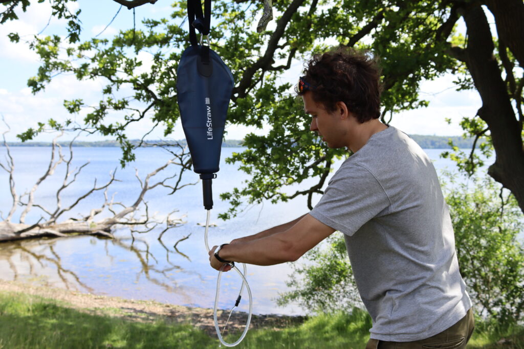 lifestraw-peak-compact-gravity-filter-christian