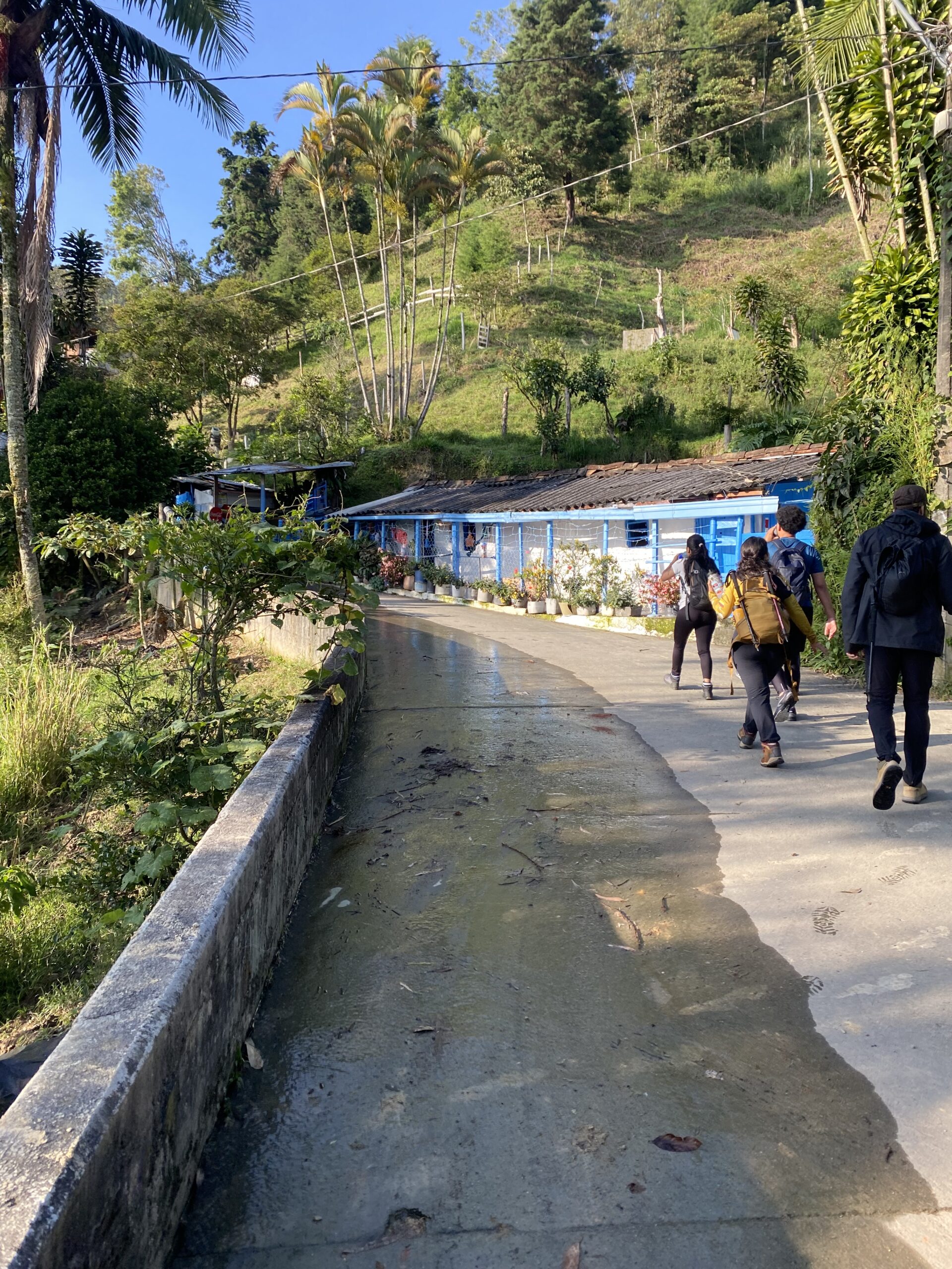 la-estrella-til-angelopolis-medellin-hike-02