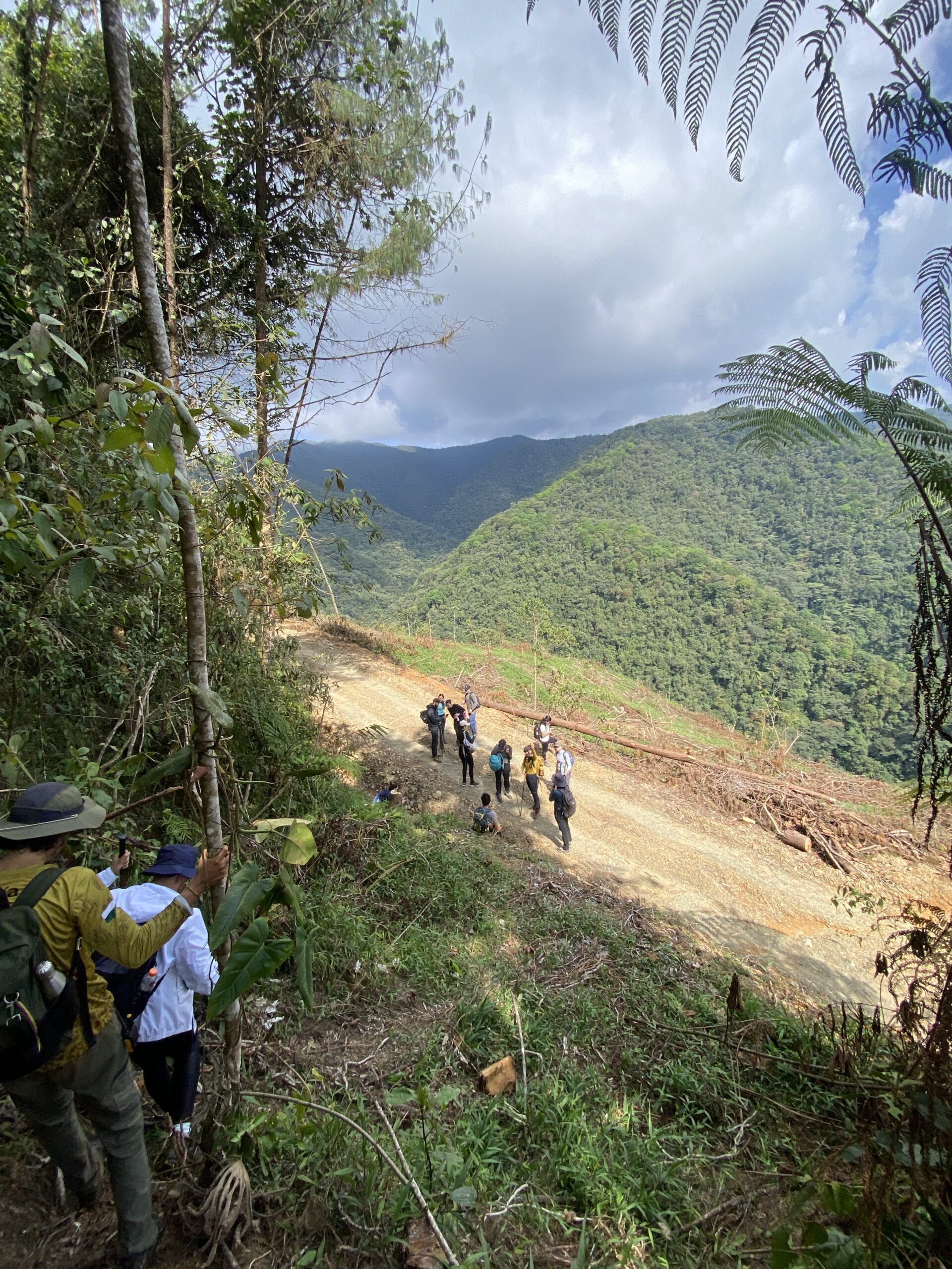 la-estrella-til-angelopolis-medellin-hike-29