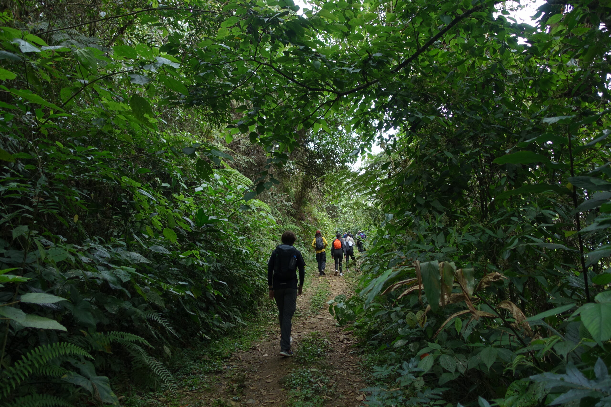 vandretur-til-chorro-campanas-deltagere-og-christian