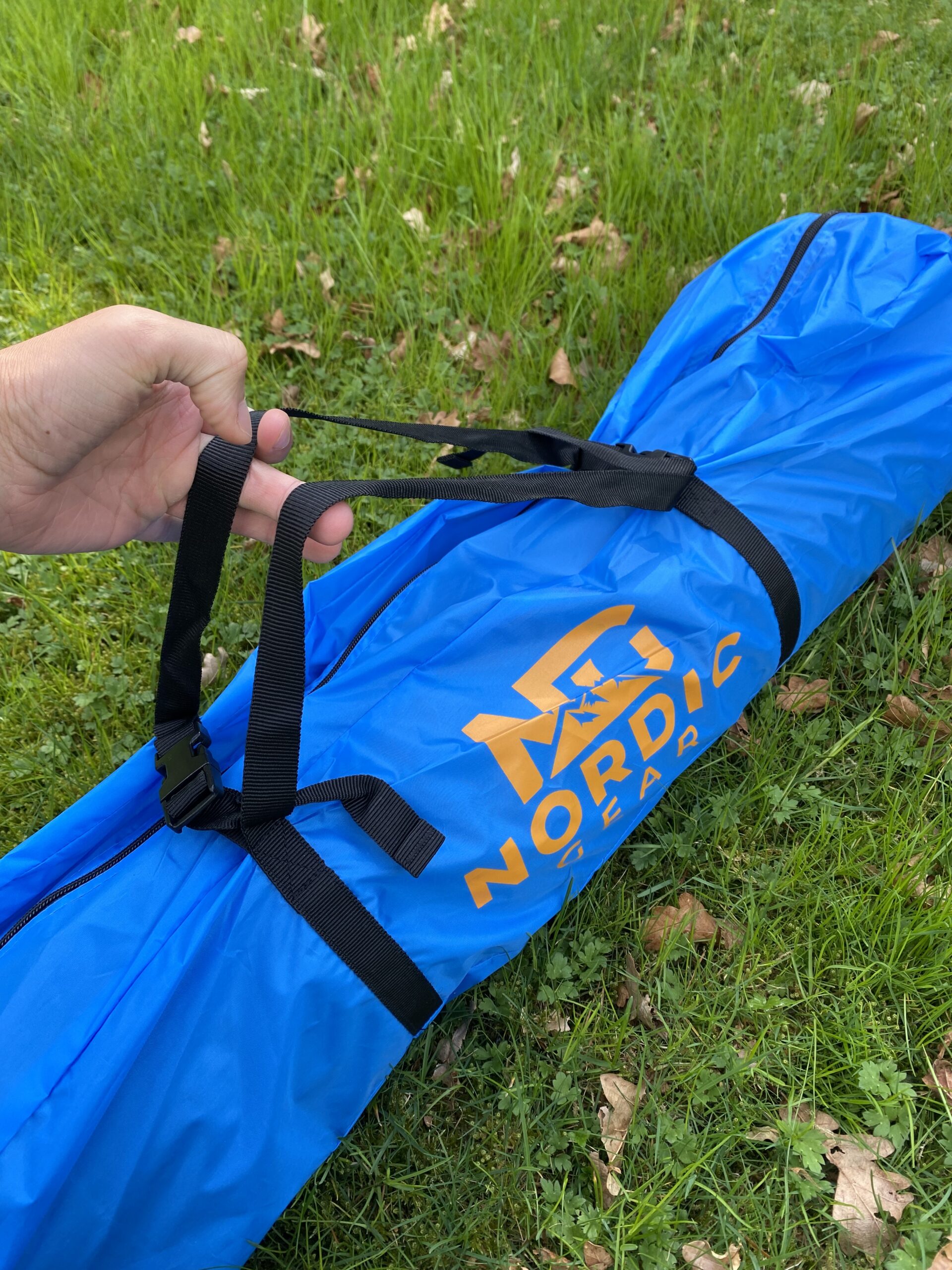 Nordic Gear Automatisk Telt i opbevaringspose - På Græs