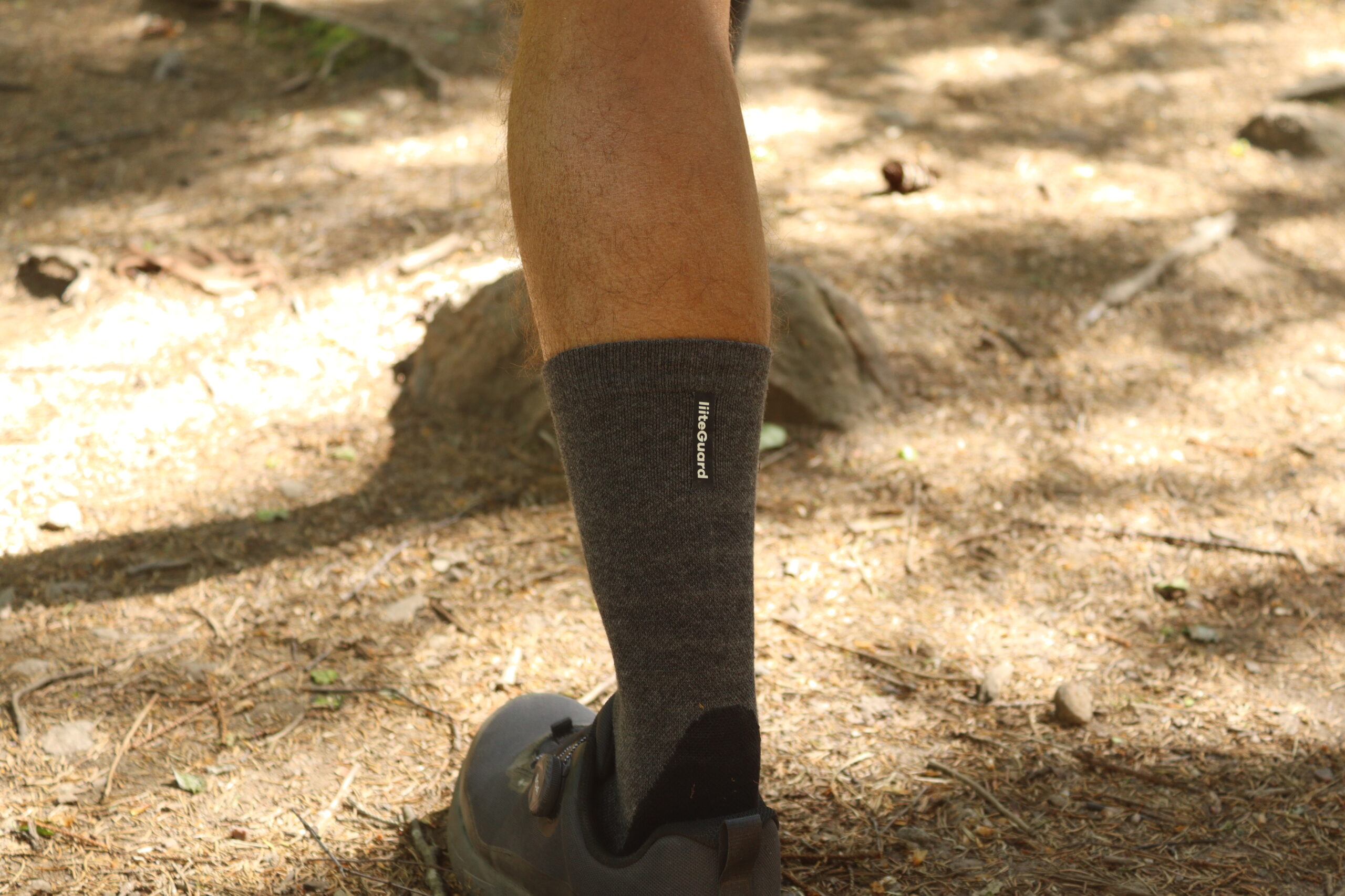 liiteguard-nr2-crew-merino-vandresokker-i-natur-04