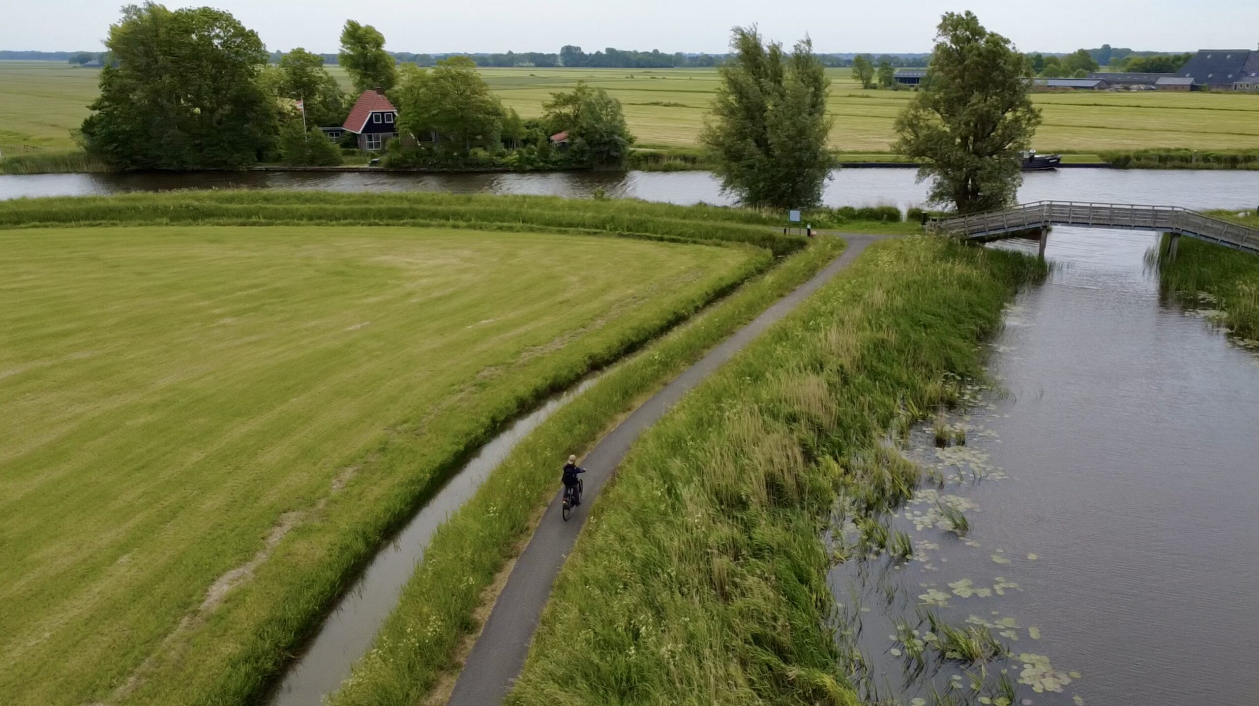 leeuwarden-cykelferie-natur-drone-04