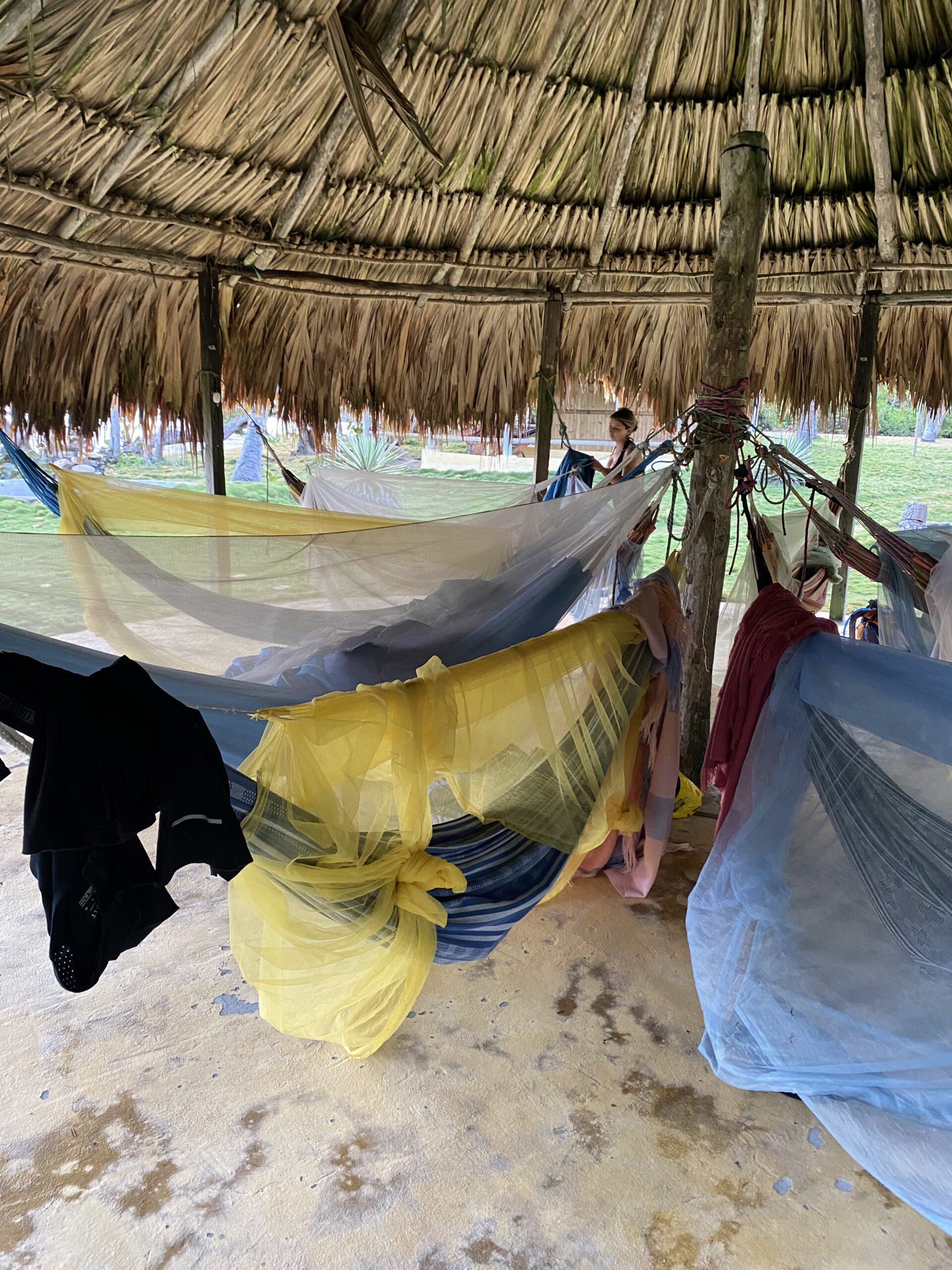 haengekoejer-ved-playa-brava-tayrona-national-park