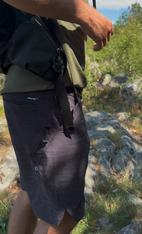 revolutionrace-hike-and-dive-shorts-02